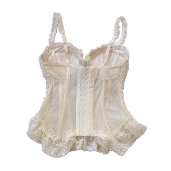 Frilly vintage corset top🌟 - Picture 2 of 2